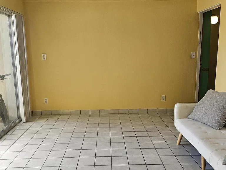 3222 E Marine Dr #1 — Photo 3