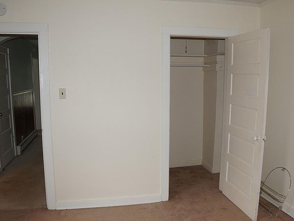 Master BR, Walk in closet
