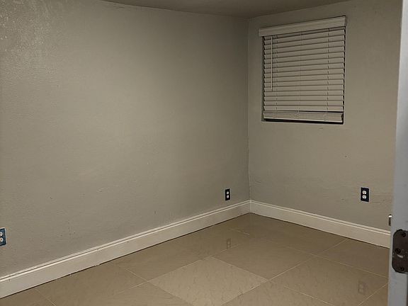 4th image of 1354 W 24th St #1354