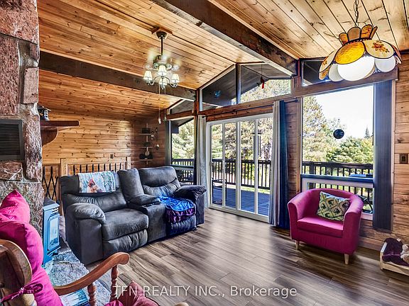 4th image of 110 Machar Strong Boundary Rd W