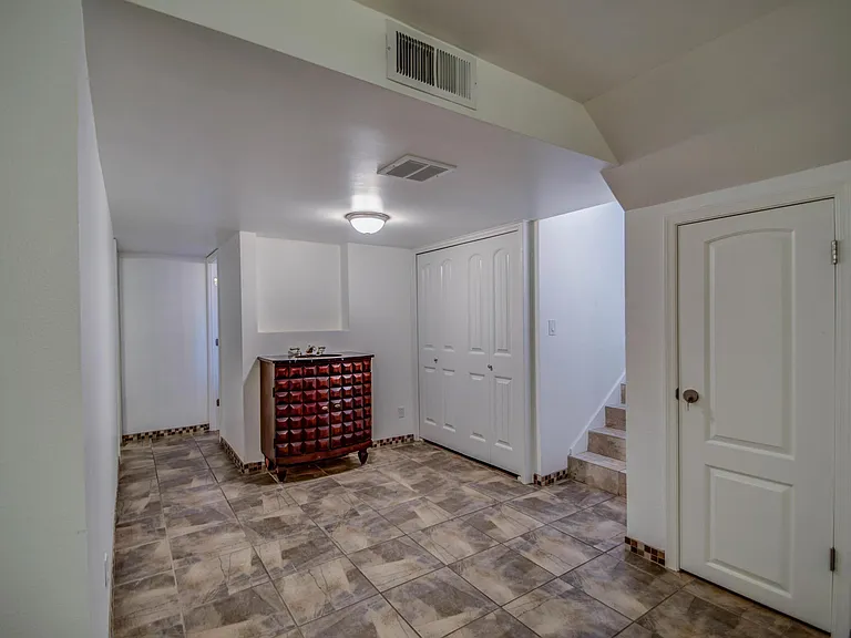 8420 E Keim Dr — Photo 23