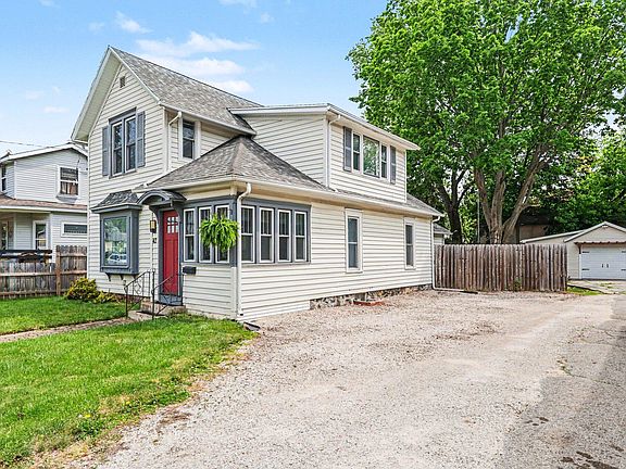 2nd image of 42 McKinley Ave N