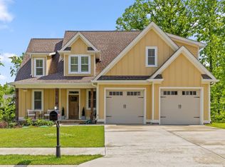 5070 Virginia Pine Rd, Signal Mountain, TN 37377