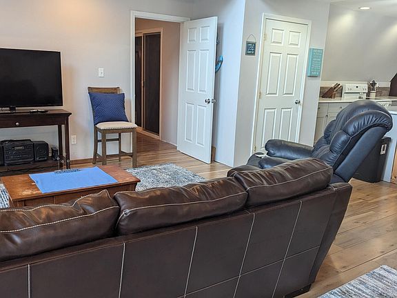 5th image of 746 Rockcastle Lakeshore Dr