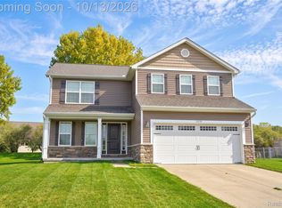 13235 River Bend Dr, Linden, MI 48451