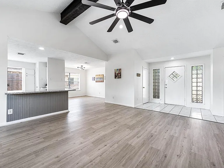 13407 Wells River Dr — Photo 10