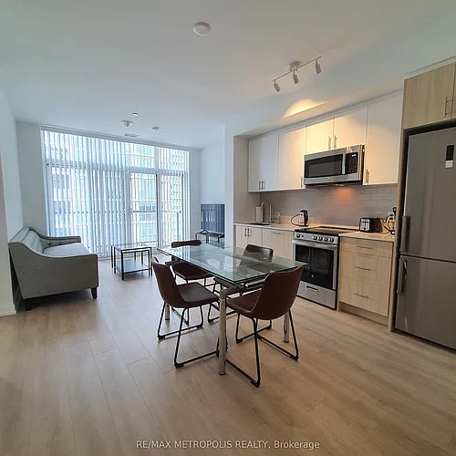 1195 The Queensway #807 Photo 1