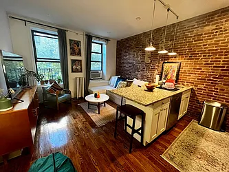 Rented by MySpaceNYC
