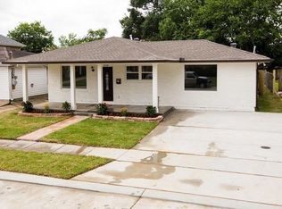 1028 Brockenbraugh Ct, Metairie, LA 70005