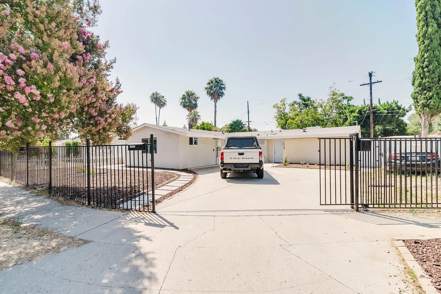 1 bed, 600 sqft, $2,100 — Photo 1