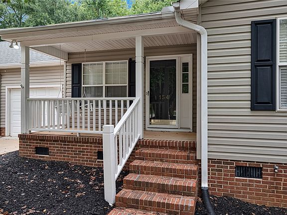 3rd image of 154 Ashton Ln