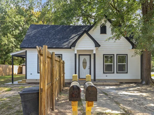 341 Smith Ave, Gilmer, TX 75644