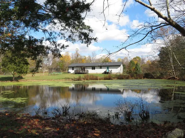 10143 Rolling Hills Dr, Hillsboro, OH 45133