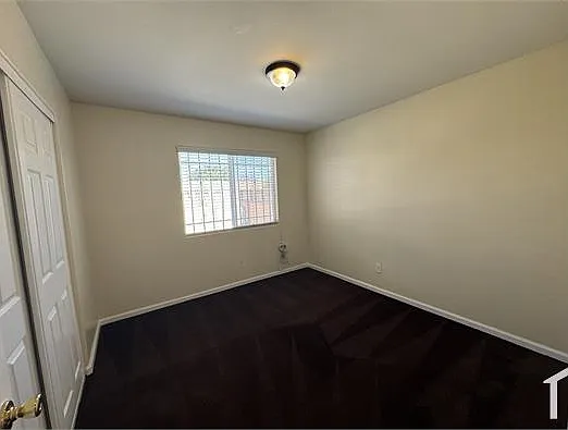 907 E 83rd St #909 — Photo 14