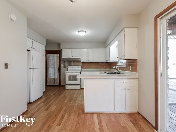 5th image of 8141 S East St