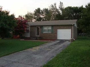 233 Clearview Ave, Bowling Green, KY 42101