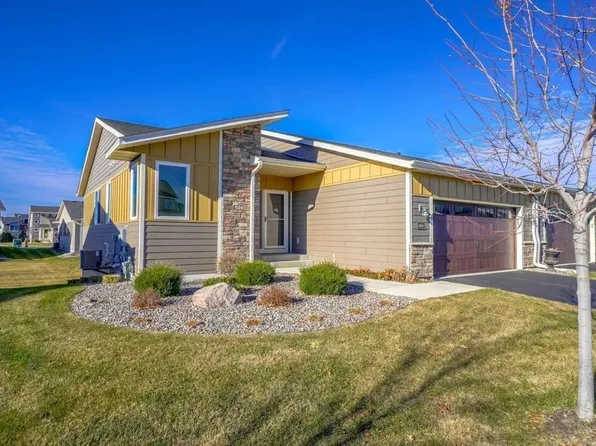 10889 Retreat Ln, Woodbury, MN 55129