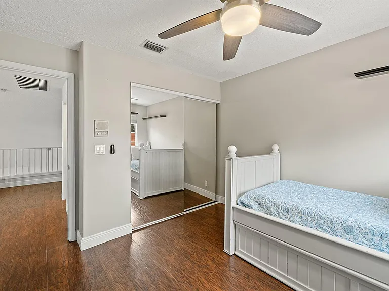 33 Monterey Pointe Dr — Photo 26