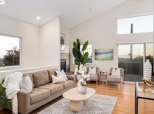 4260 Harbor View Ave, Oakland, CA 94619