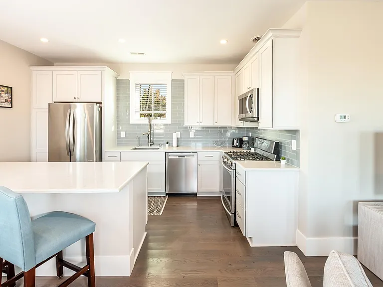 83 Cooper St — Photo 4