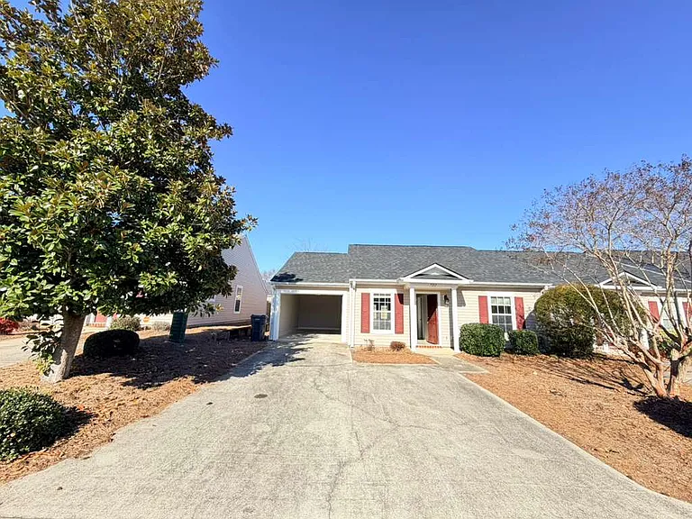 7217 Curacas Dr — Photo 2