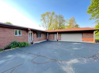 13203 Chevy Chase Dr, Fishers, IN 46038