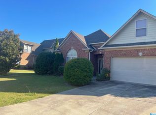 663 Waterford Ln, Calera, AL 35040