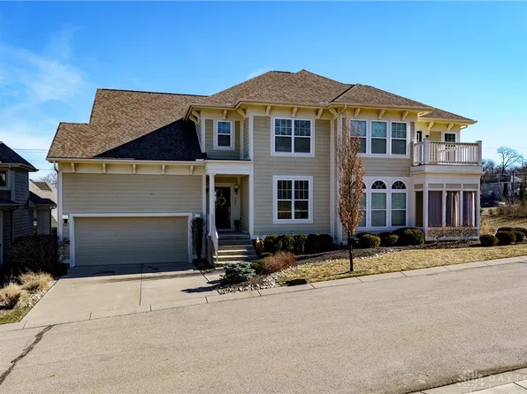 240 Pointe Oakwood Way, Oakwood, OH 45409