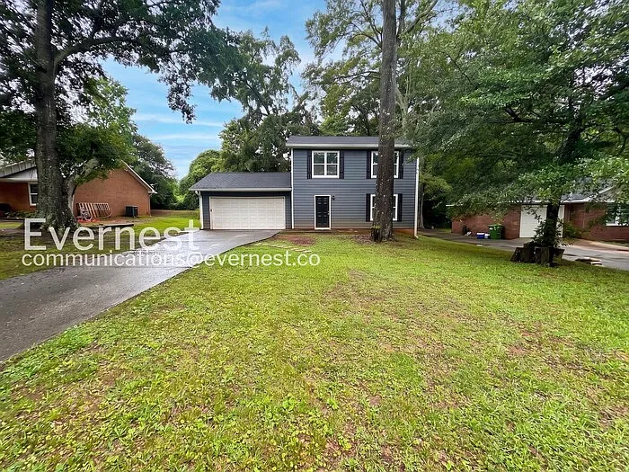 506 Chestnut Ln — Photo 2