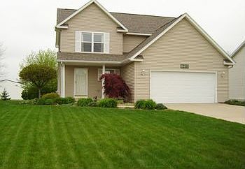 1st image of 8477 Goldfinch Dr