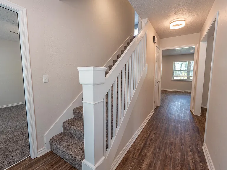 2214 Morgan Dr — Photo 14