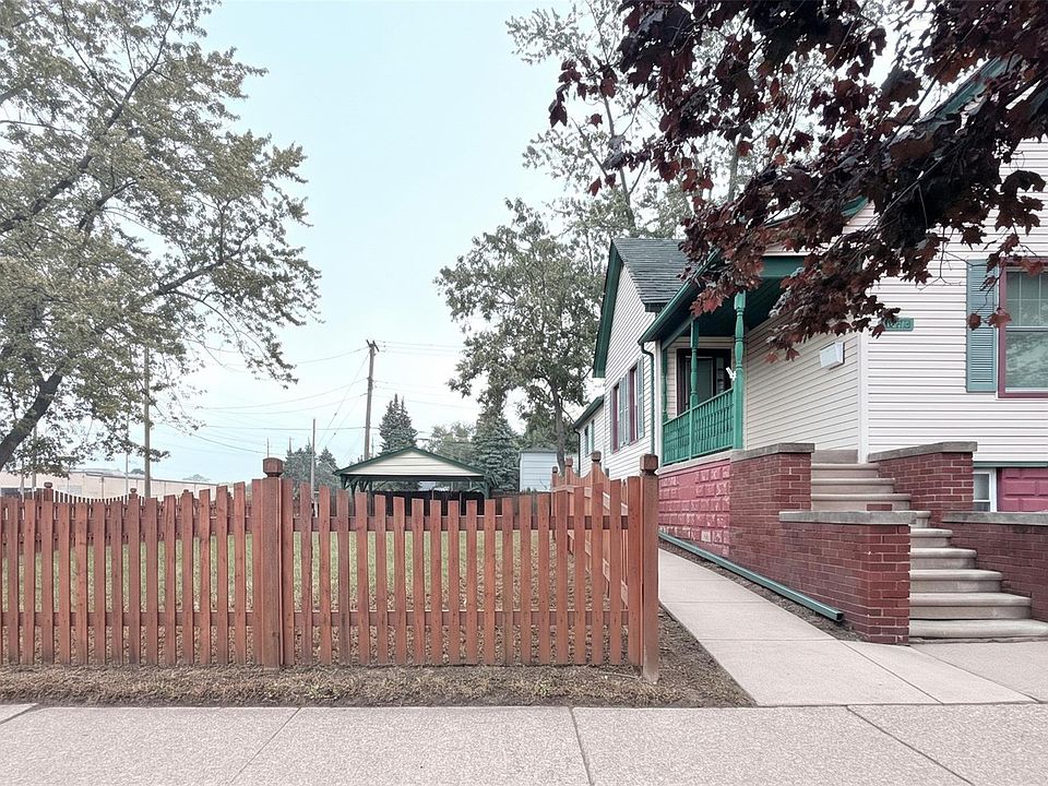 1st image of 1715 3rd St
