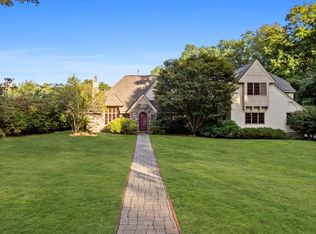 189 Islington Rd, Newton, MA 02466