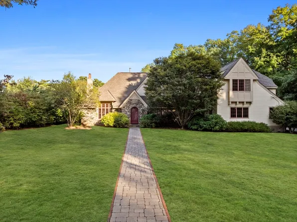 189 Islington Rd, Newton, MA 02466