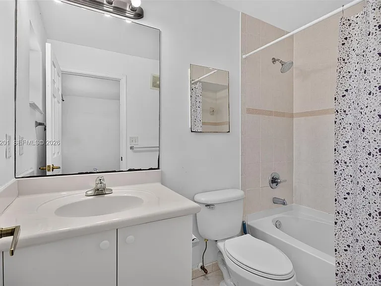 3969 Orange Tree Ln #3969 — Photo 24