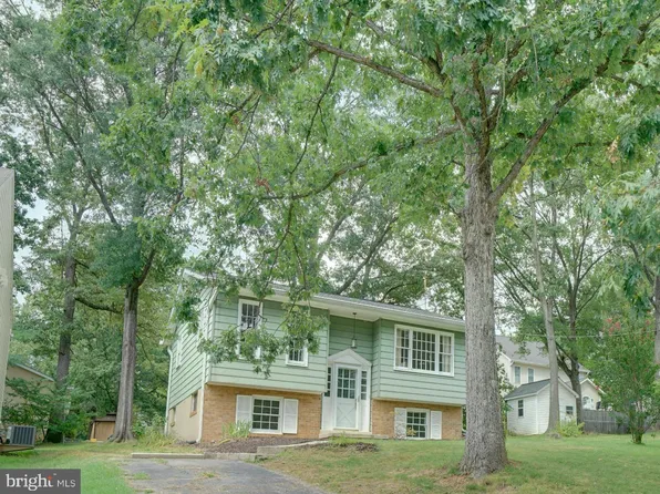 9406 6th St N, Laurel, MD 20723
