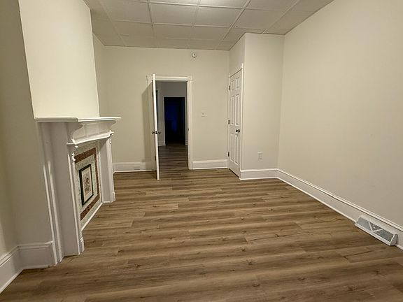 5th image of 1326 Banning St APT 1