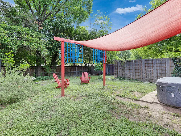 208 Flournoy Dr #A — Photo 17