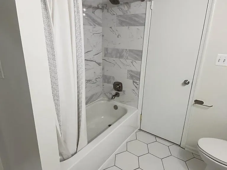 2602 S Arlington Mill Dr E — Photo 24