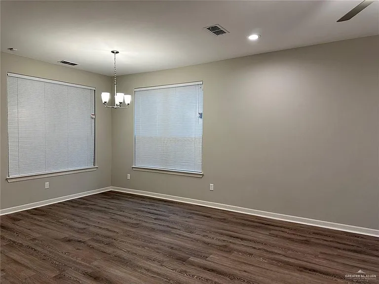 1313 Xavier Ave — Photo 5