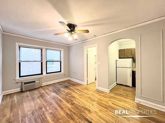 4th image of 837 W Wolfram St #E35d42db8