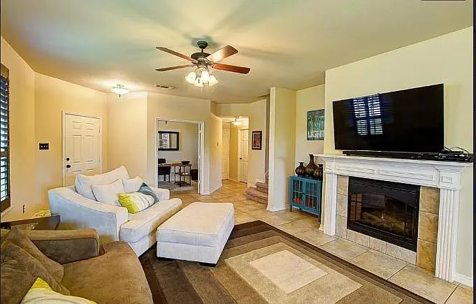 5899 Clearwater Ct — Photo 5