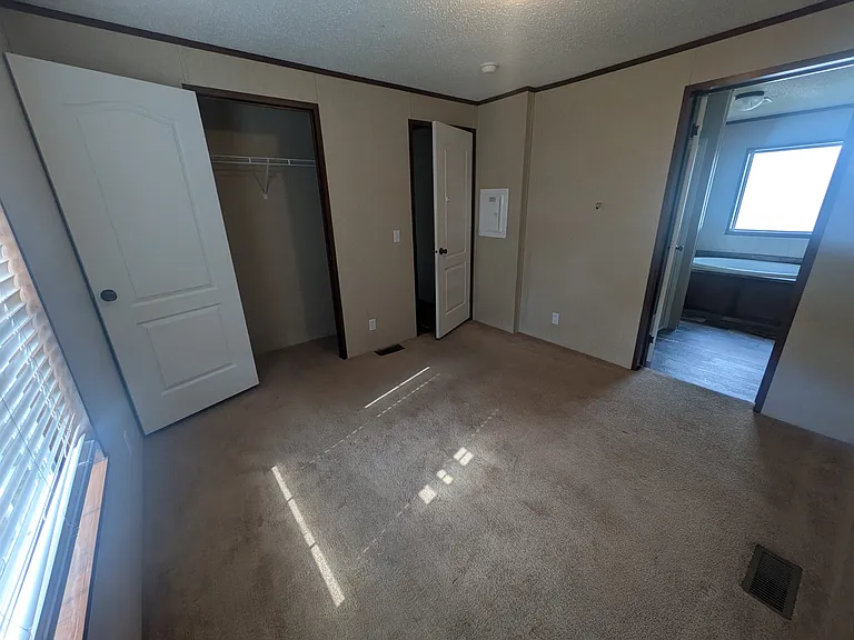 87 W Arizona St #87 — Photo 2