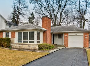 396 Spruce Ave, Lake Forest, IL 60045