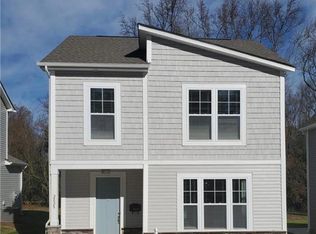 2825 Shamrock Dr, Charlotte, NC 28205