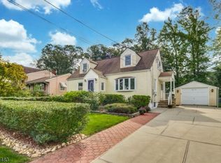 217 Oxford Rd, Edison, NJ 08820