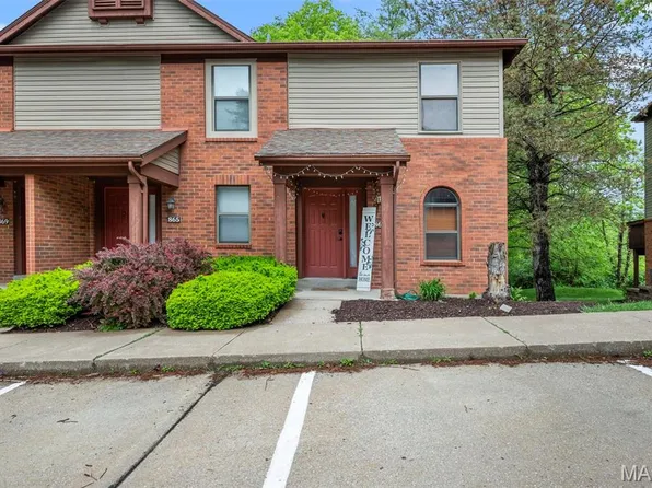 861 Forest Trace Dr #D, Chesterfield, MO 63017