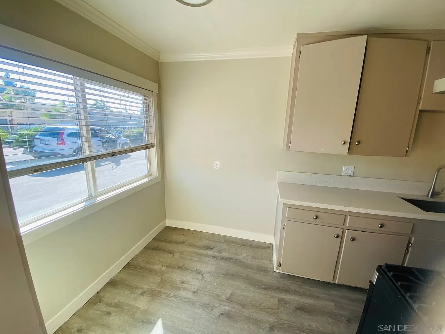 1 bed, 1.0 bath, 600 sqft, $1,650 — Photo 4
