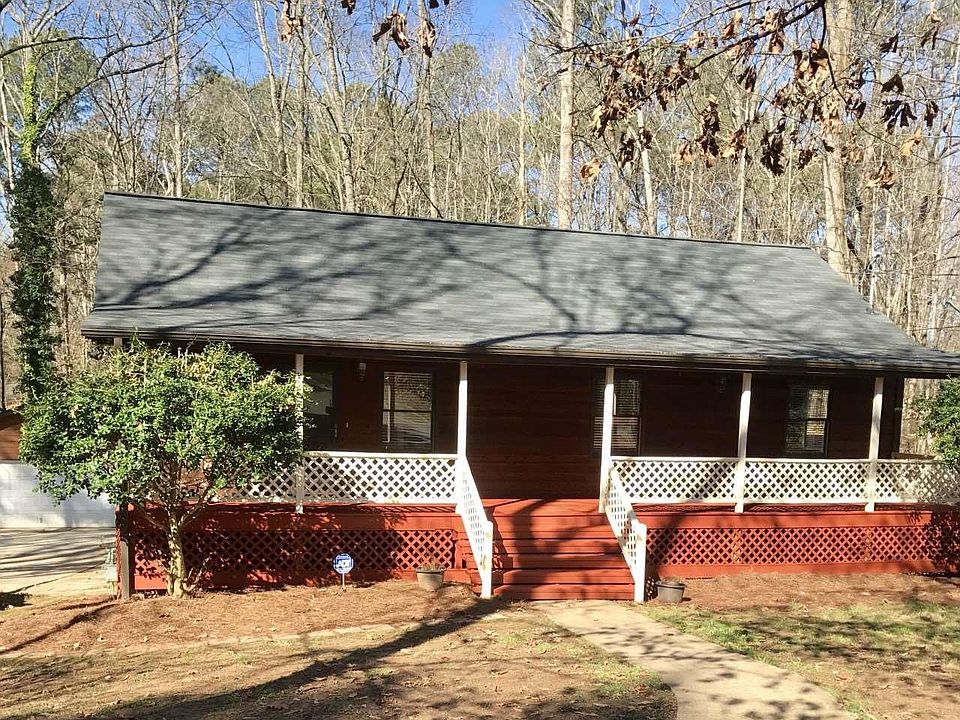 1st image of 348 Shady Brook Dr