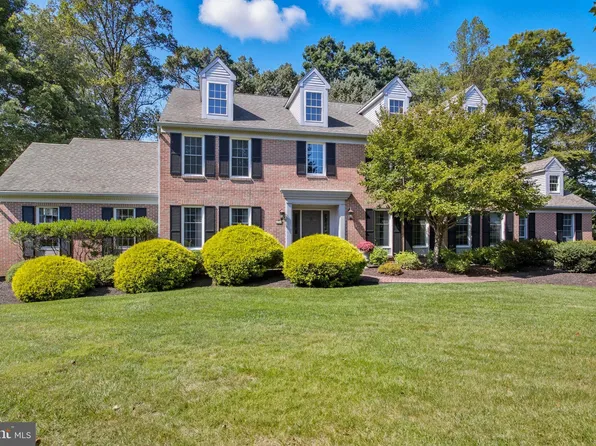 1768 Ashbourne Dr, Yardley, PA 19067